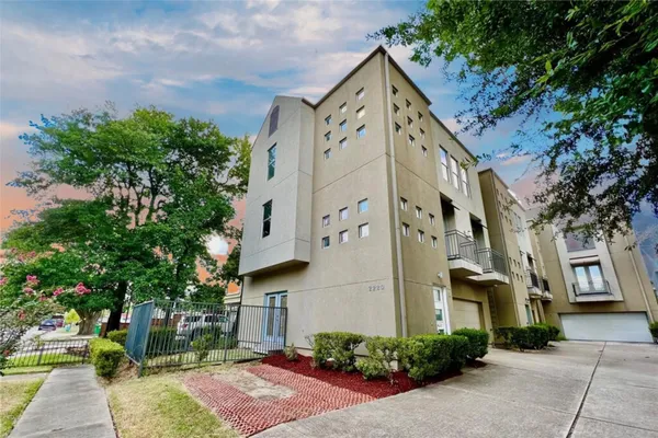 $3,500 | 2220 Portsmouth Street, Unit A, Houston, TX 77098