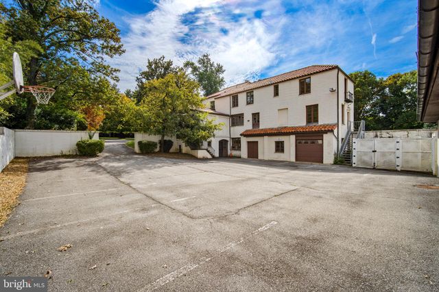 $17,300,000 | 3900 Nebraska Avenue Northwest, Washington, DC 20016