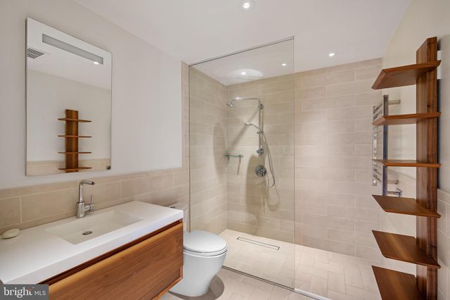 $17,300,000 | 3900 Nebraska Avenue Northwest, Washington, DC 20016