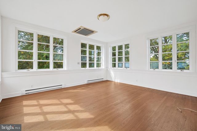 $17,300,000 | 3900 Nebraska Avenue Northwest, Washington, DC 20016