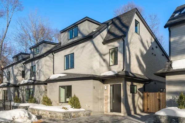 $2,650,000 | 956 Walnut Street, Unit 3, Newton, MA 02459