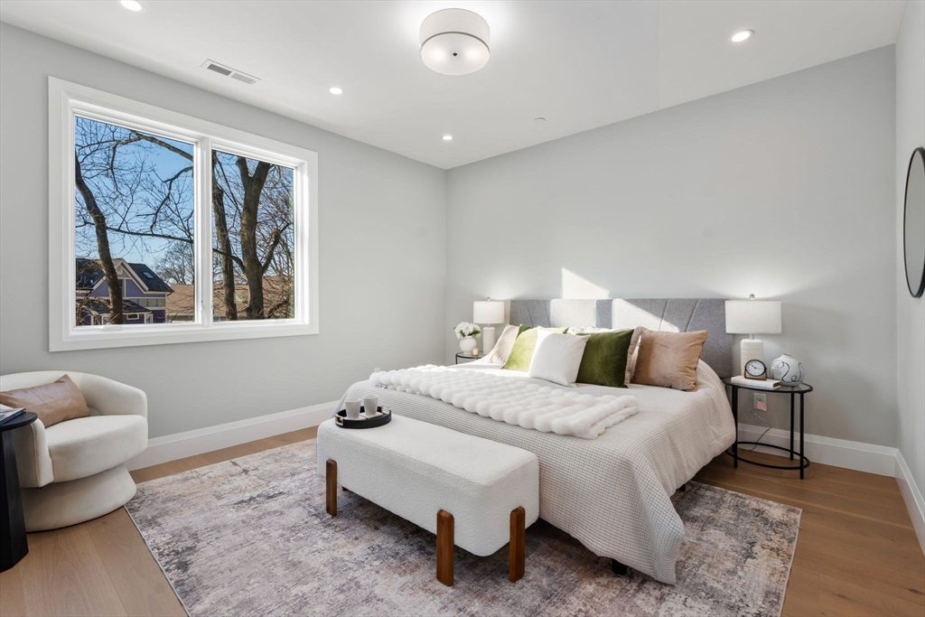 956 Walnut Street, Unit 3 Newton, MA 02459 - Photo 21 of 38