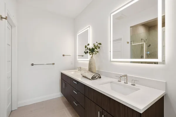 $2,650,000 | 956 Walnut Street, Unit 3, Newton, MA 02459