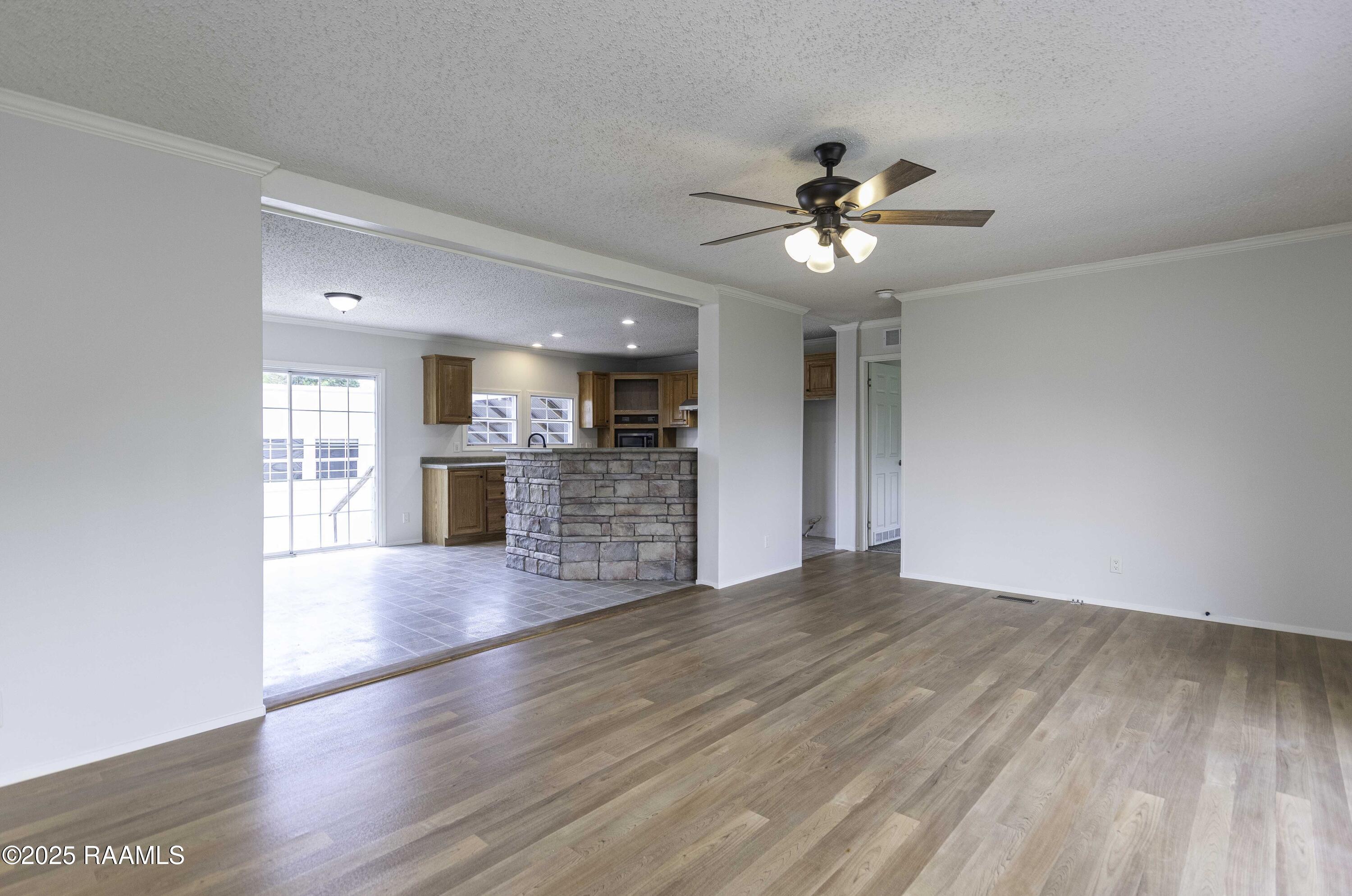 1018 Arlene Boyer Rd Street St. Martinville, LA 70582 - Photo 11 of 29 Living Room 3