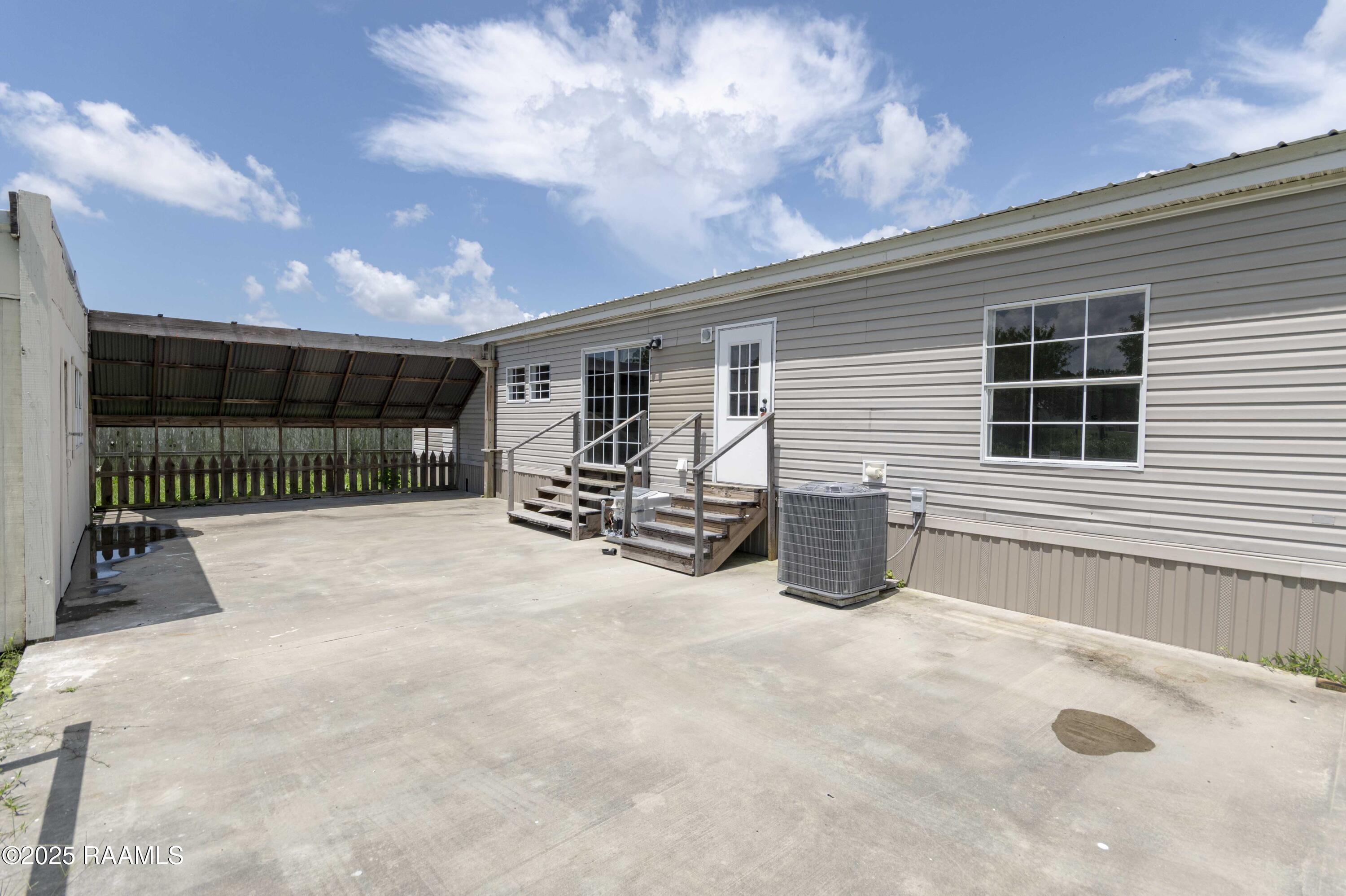 1018 Arlene Boyer Rd Street St. Martinville, LA 70582 - Photo 19 of 29 Patio 1