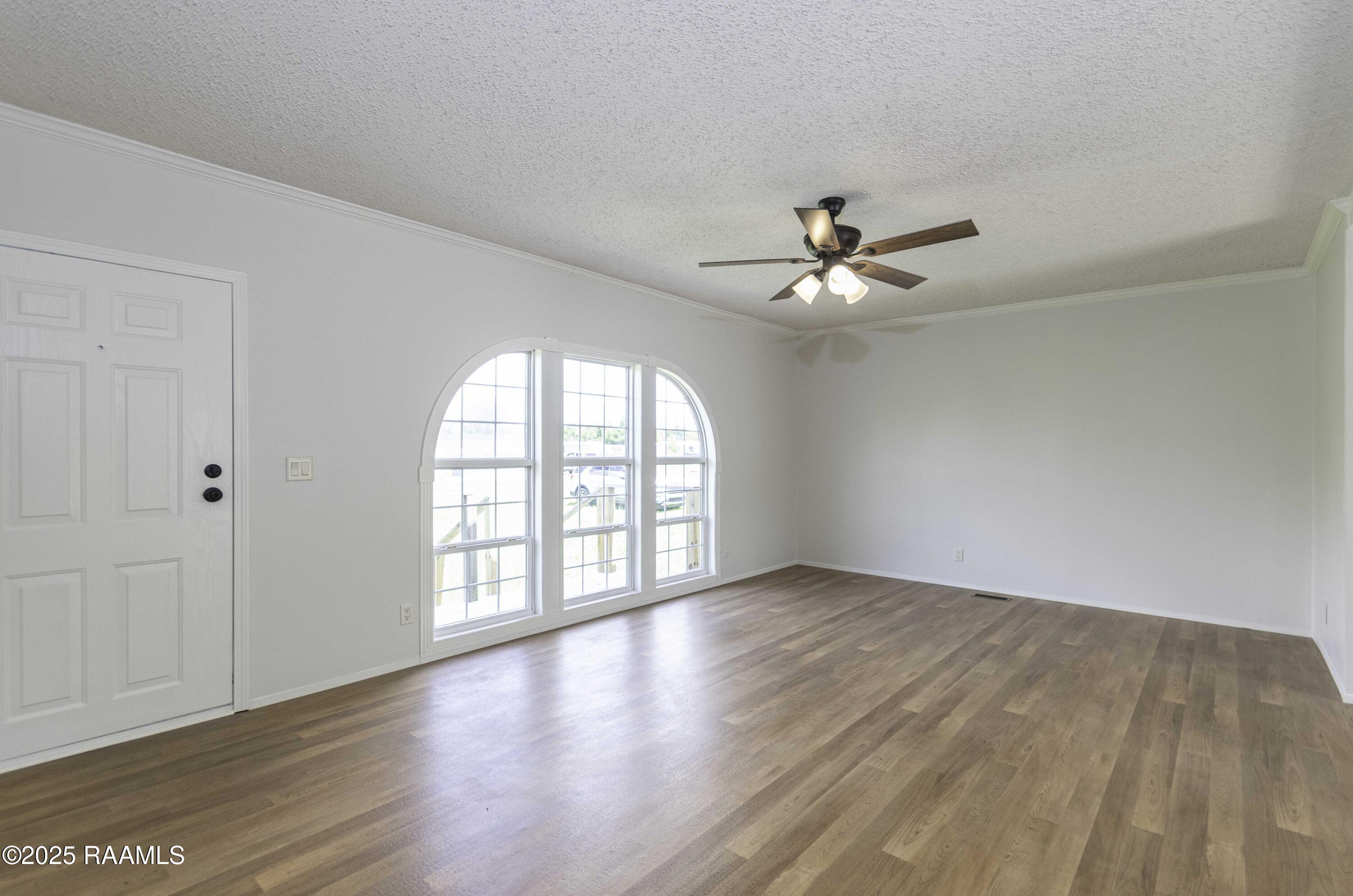 1018 Arlene Boyer Rd Street St. Martinville, LA 70582 - Photo 9 of 29 Living Room 1
