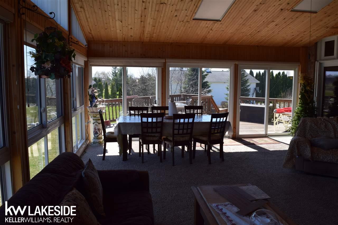 75700 Romeo Plank Road Armada, MI 48005 - Photo 25 of 34 31301421-24.JPG