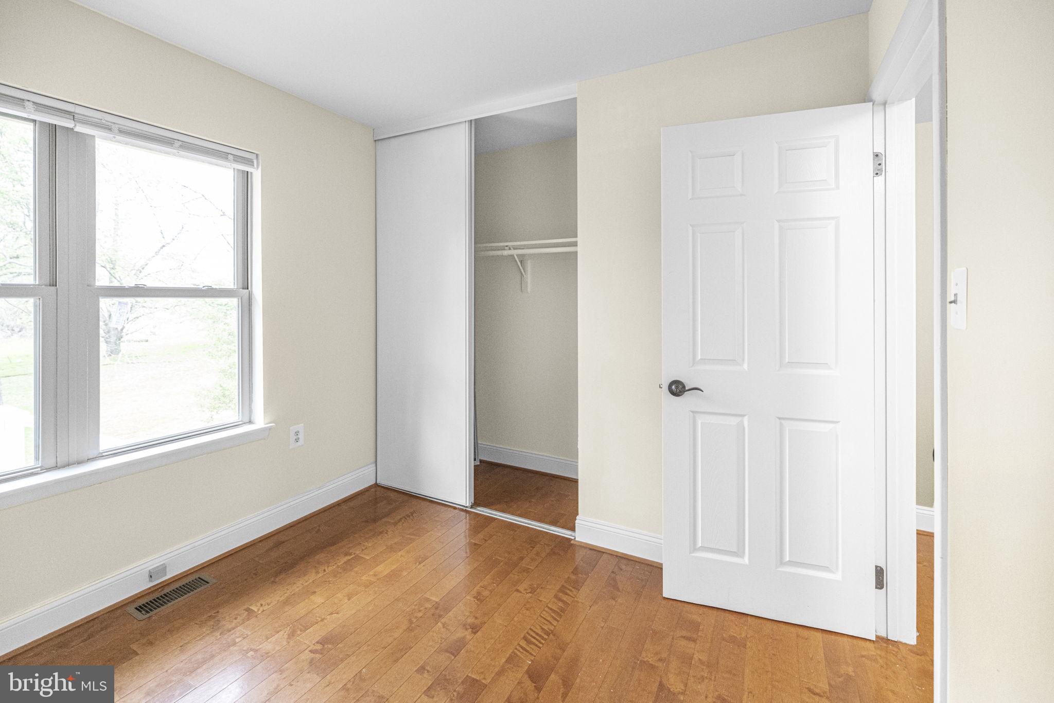 5915 Hall Street Springfield, VA 22152 - Photo 13 of 53 Gallery Image 13