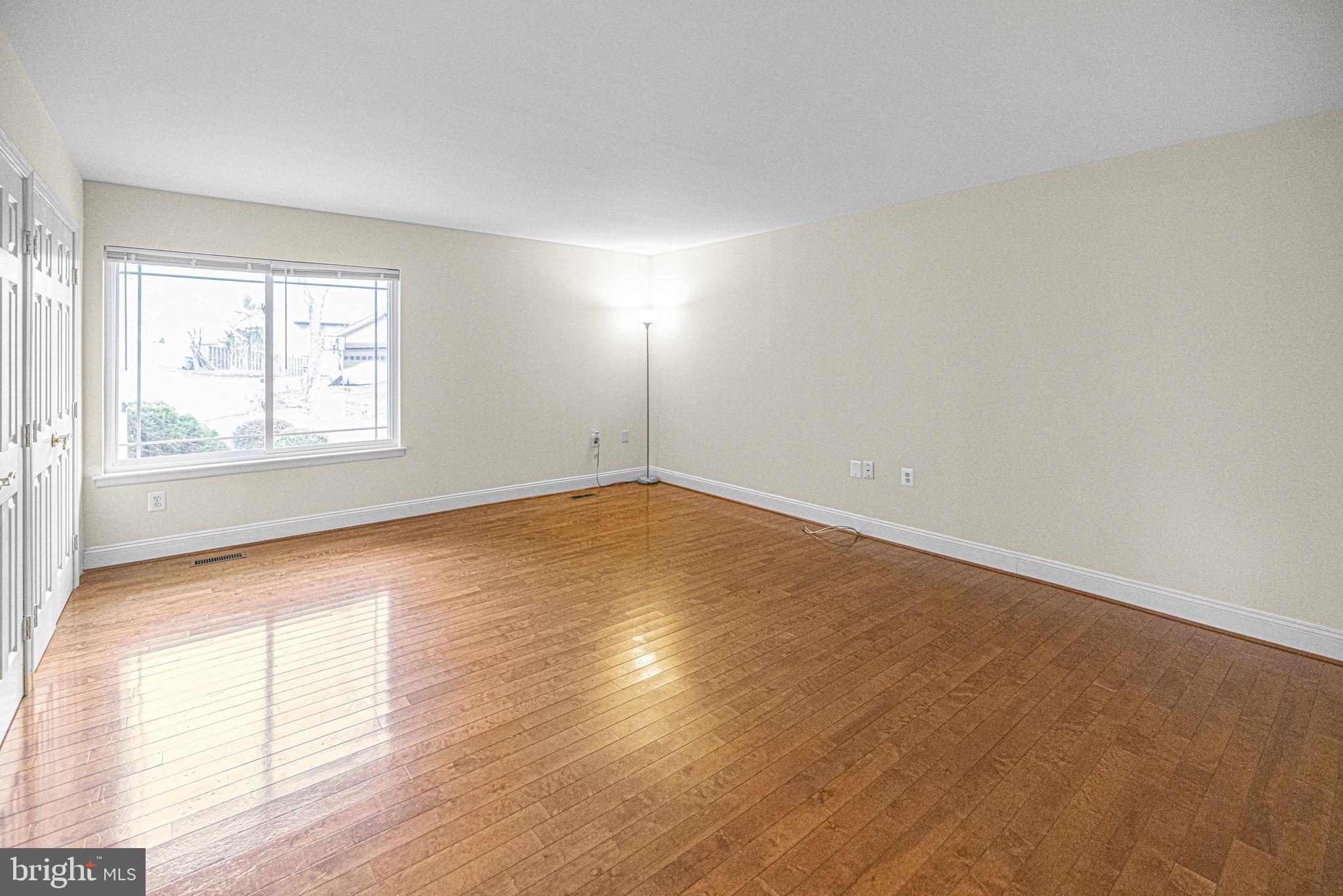 5915 Hall Street Springfield, VA 22152 - Photo 16 of 53 Gallery Image 16
