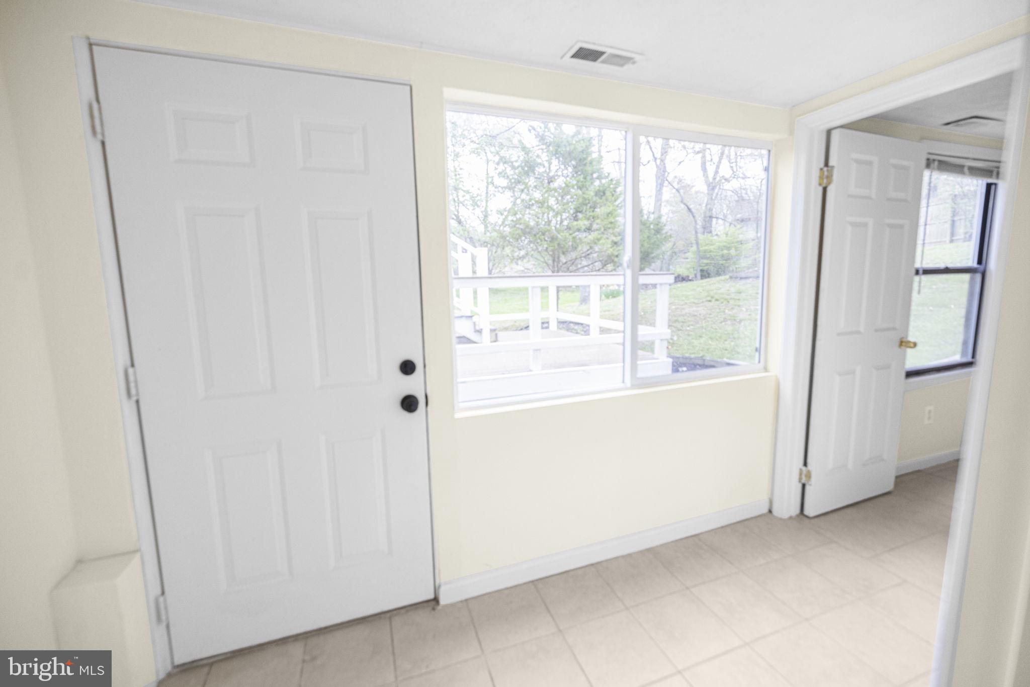 5915 Hall Street Springfield, VA 22152 - Photo 34 of 53 Gallery Image 34