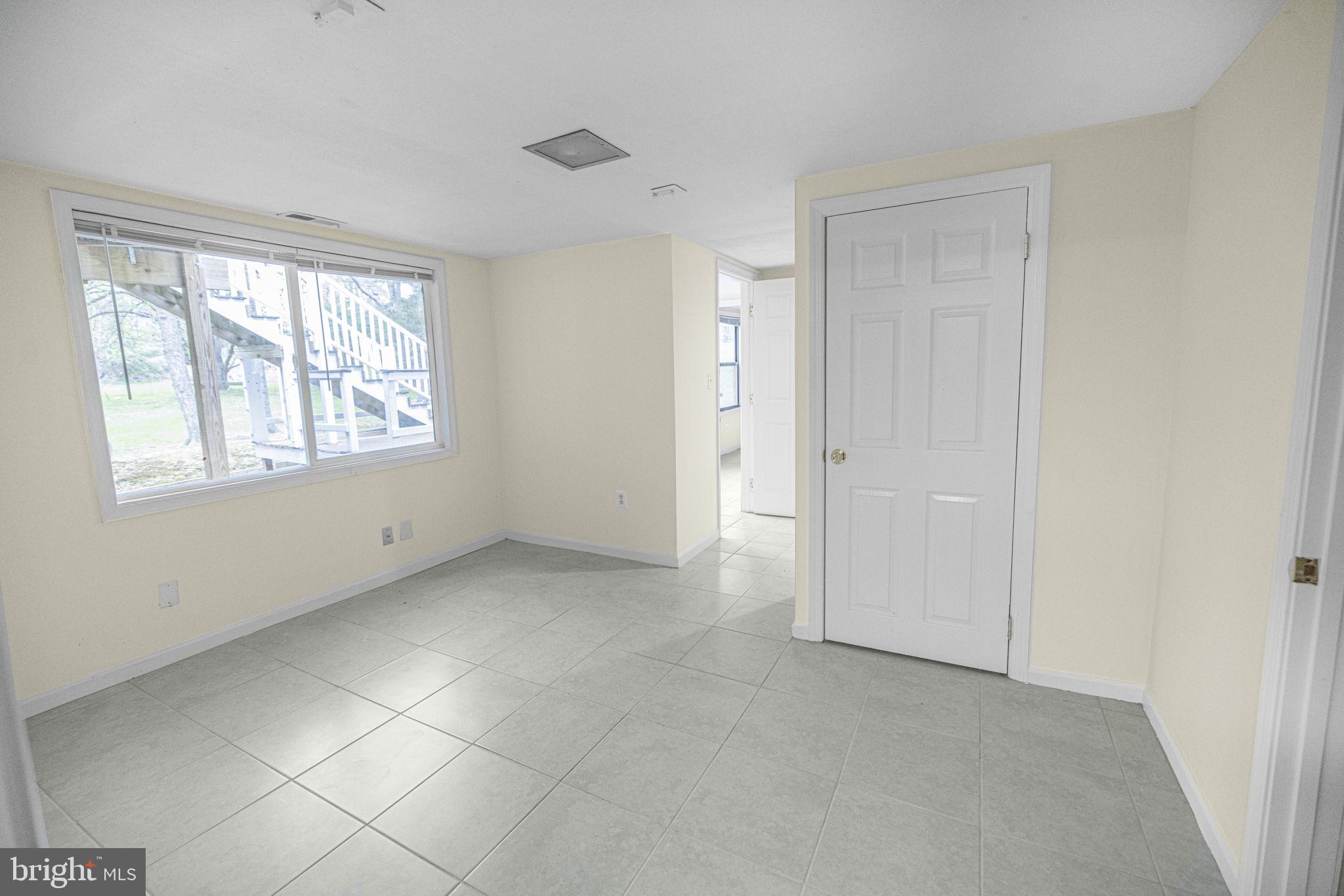 5915 Hall Street Springfield, VA 22152 - Photo 35 of 53 Gallery Image 35