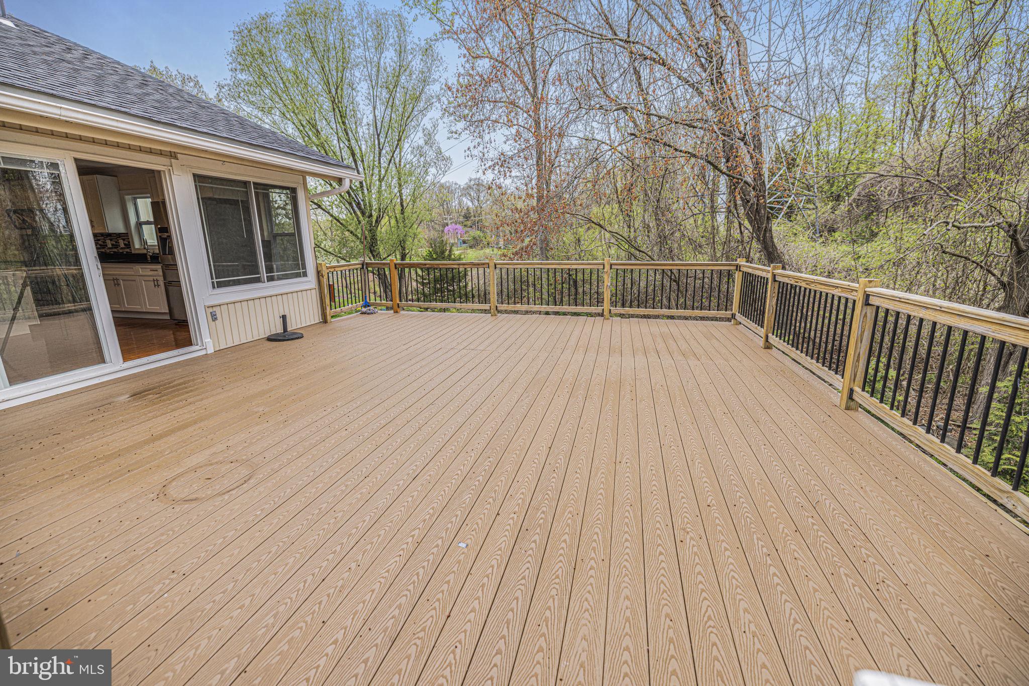 5915 Hall Street Springfield, VA 22152 - Photo 40 of 53 Gallery Image 40