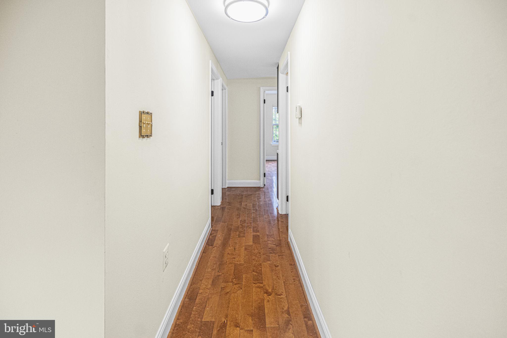 5915 Hall Street Springfield, VA 22152 - Photo 9 of 53 Gallery Image 9