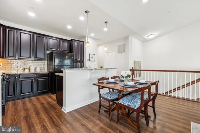 $424,900 | 7416 Brunson Circle, Gainesville, VA 20155