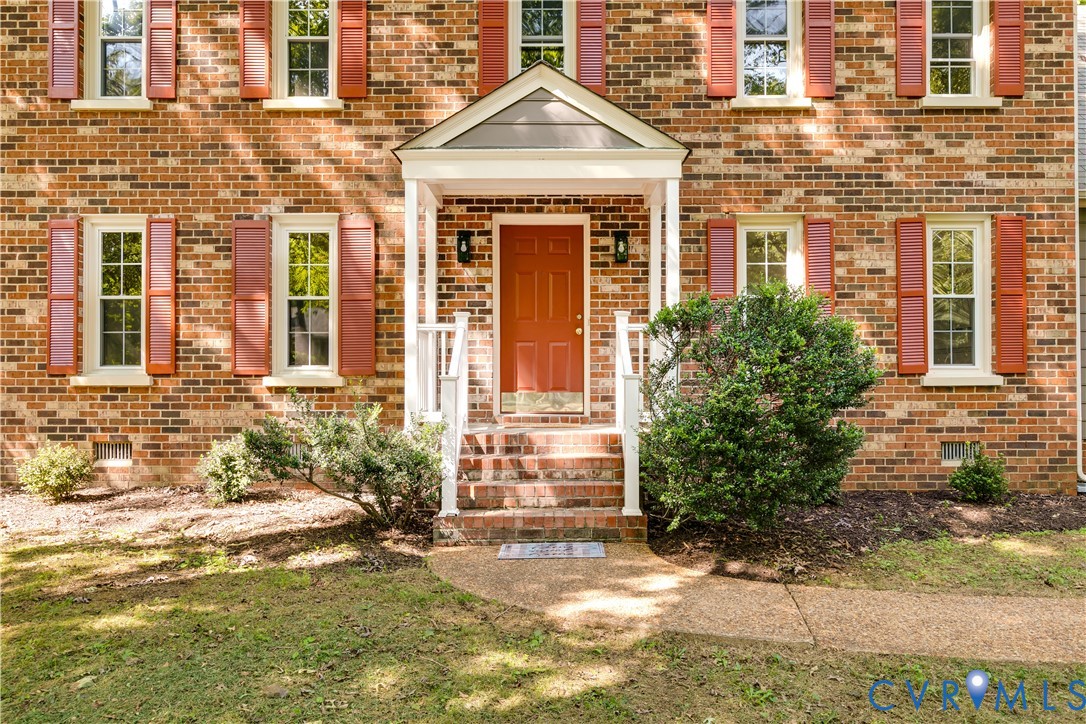 5808 Oak Knoll Road Midlothian, VA 23112 - Photo 3 of 31 Gallery Image 3
