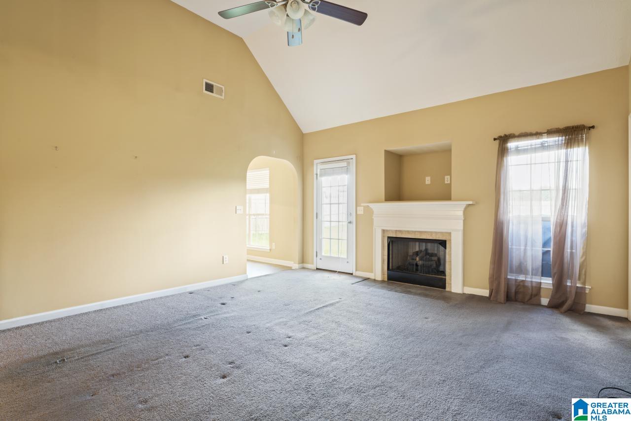 138 Ashby Street Calera, AL 35040 - Photo 3 of 17