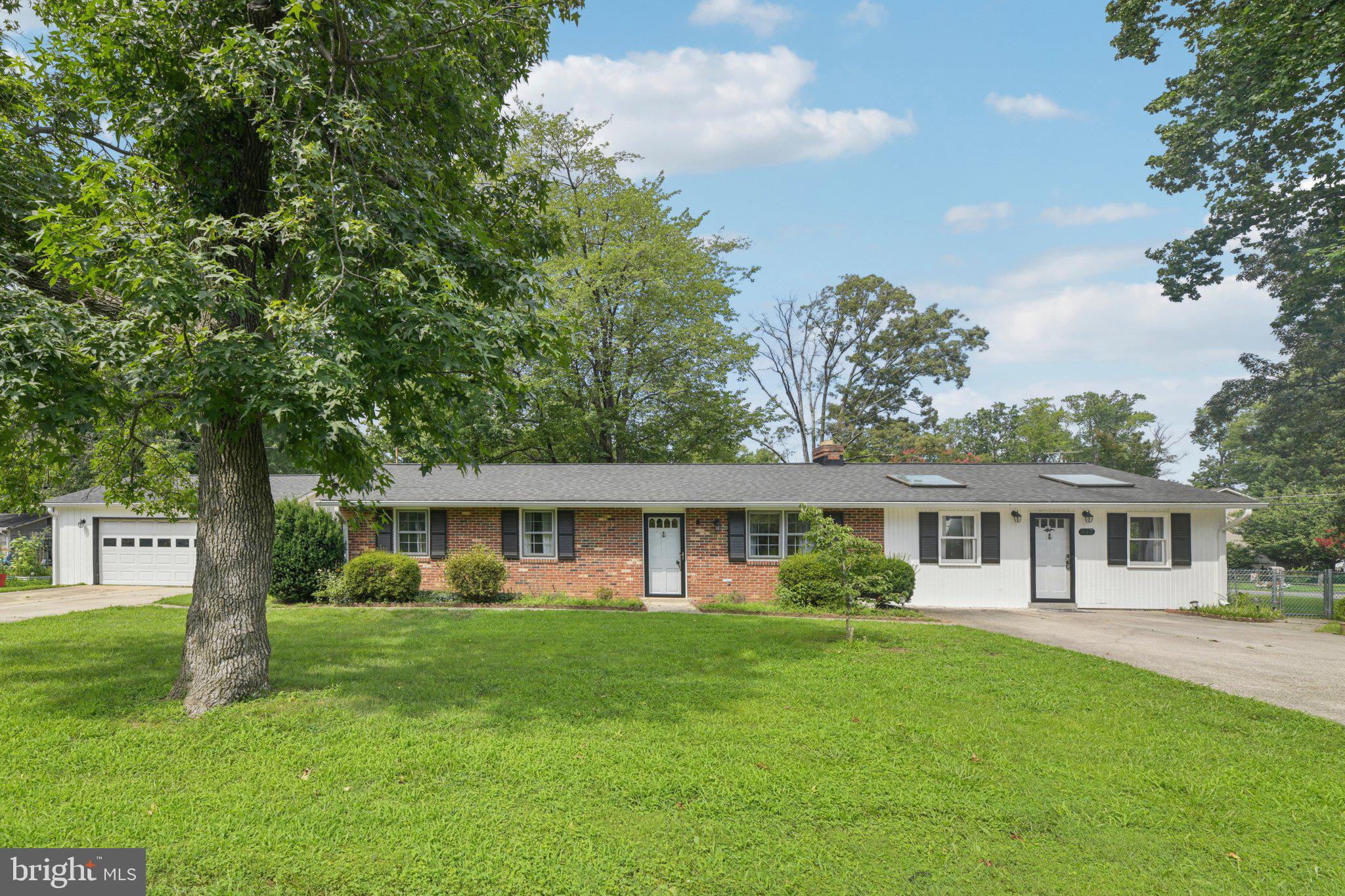 916 Edgewood Road Edgewater, MD 21037 - Photo 1 of 21 Gallery Image 1
