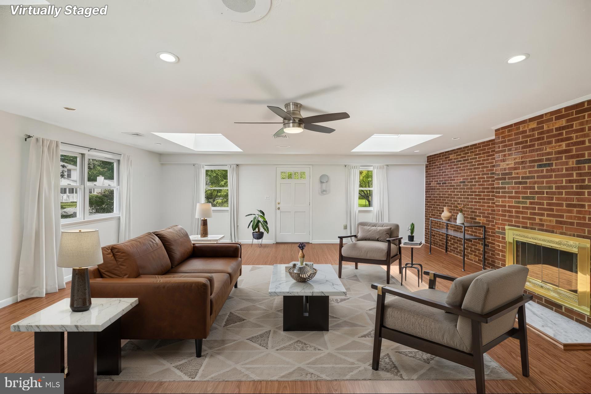 916 Edgewood Road Edgewater, MD 21037 - Photo 3 of 21 Gallery Image 3