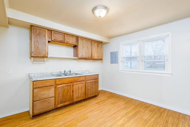 $1,100 | 32008 Cheboygan Court, Westland, MI 48186