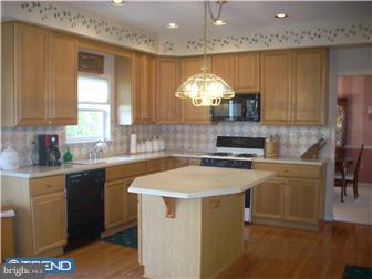 65 Kulp Road West Chalfont, PA 18914 - Photo 4 of 12 Kitchen