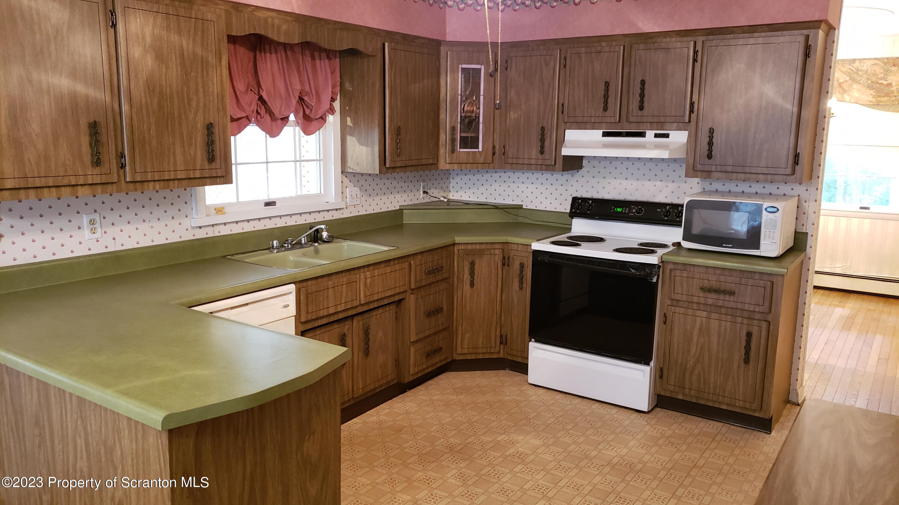 636 Ripple Street Scranton, PA 18505 - Photo 85 of 110 Gallery Image 85