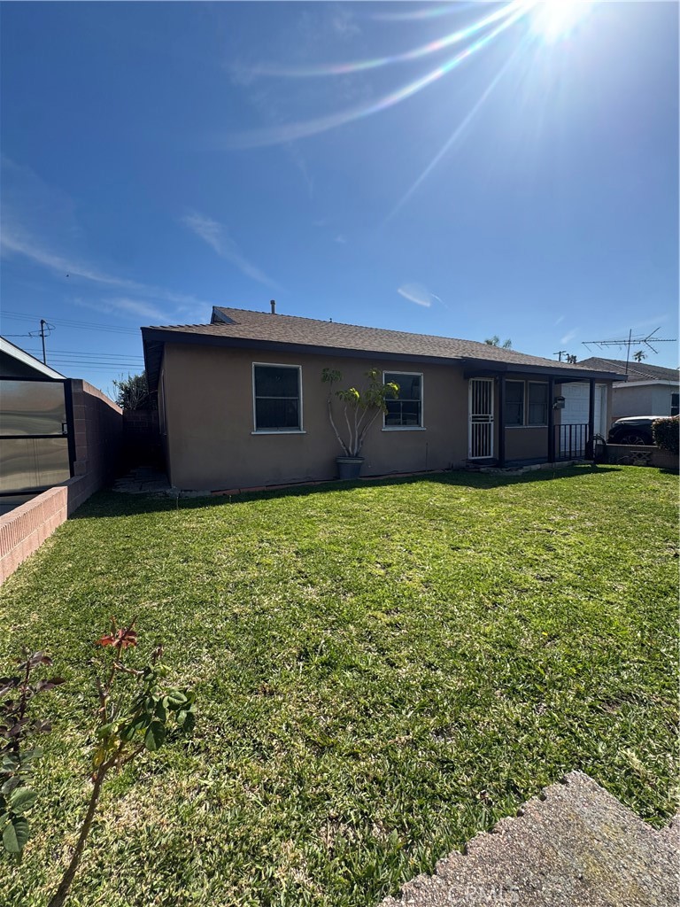 18806 Cairo Avenue Carson, CA 90746 - Photo 3 of 22