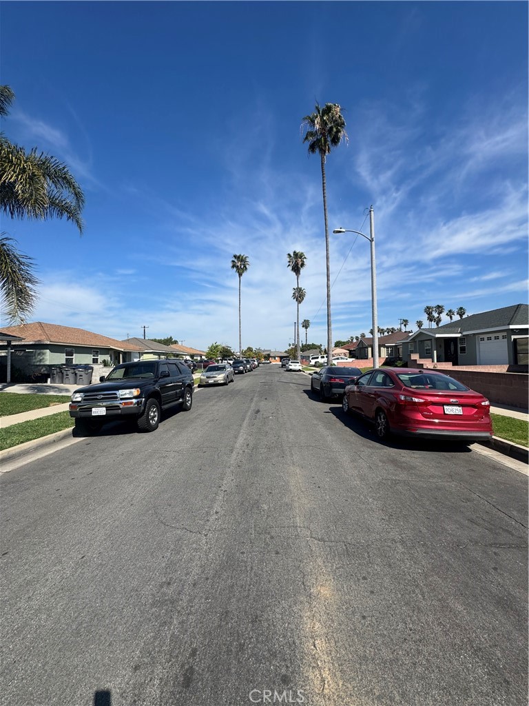 18806 Cairo Avenue Carson, CA 90746 - Photo 4 of 22