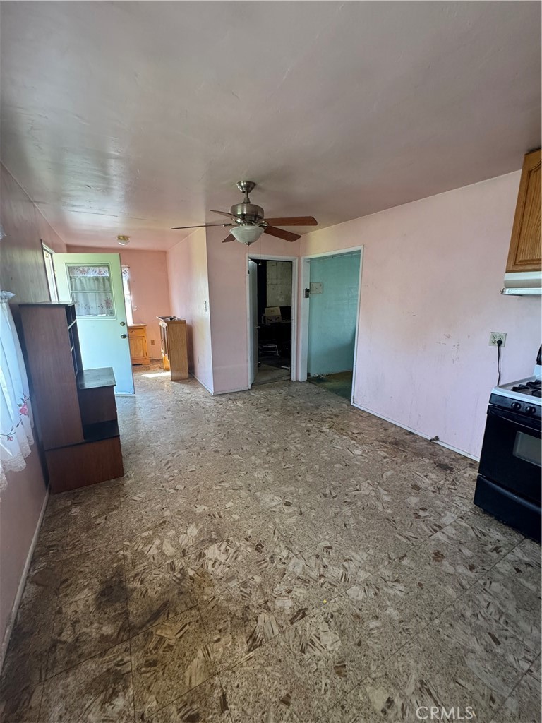 18806 Cairo Avenue Carson, CA 90746 - Photo 8 of 22