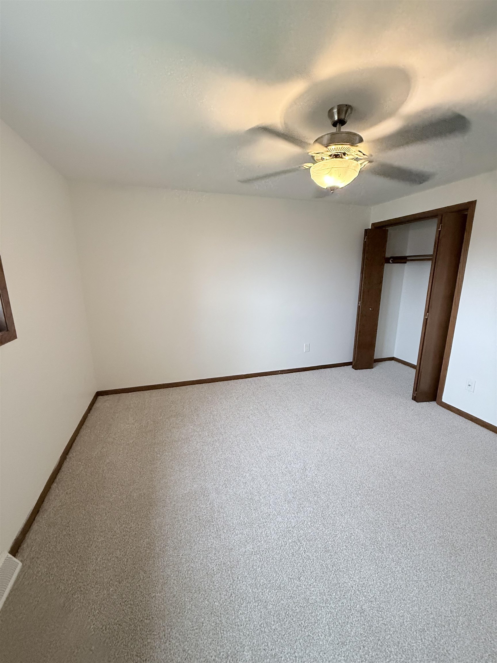 2519 Fond Du Lac Road Oshkosh, WI 54902 - Photo 13 of 18