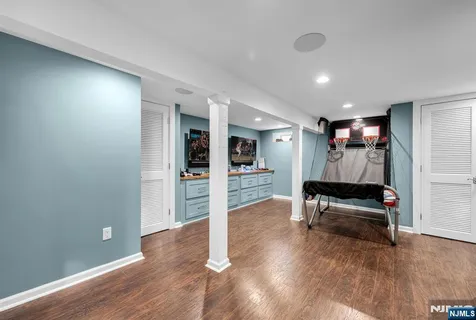 $1,795,000 | 159 Hampton Place, Ridgewood, NJ 07450