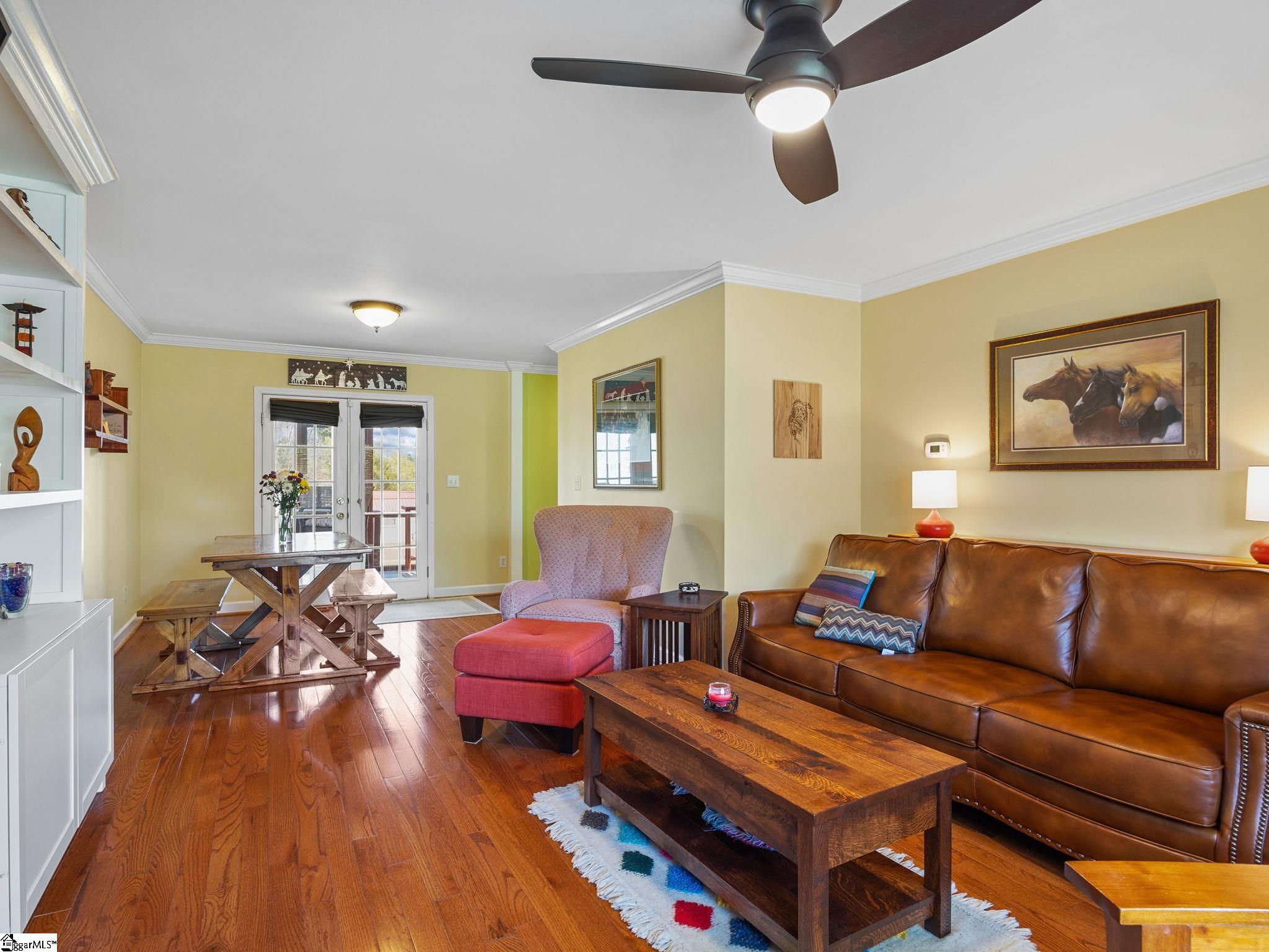 915 South Blackstock Road Landrum, SC 29356 - Photo 5 of 34