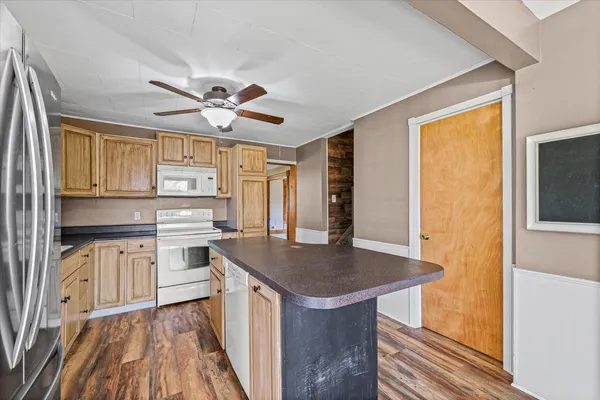 $215,900 | 360 East Patton Street, Paxton, IL 60957