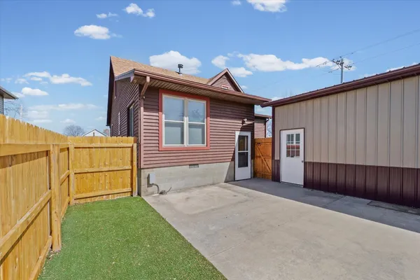 $215,900 | 360 East Patton Street, Paxton, IL 60957