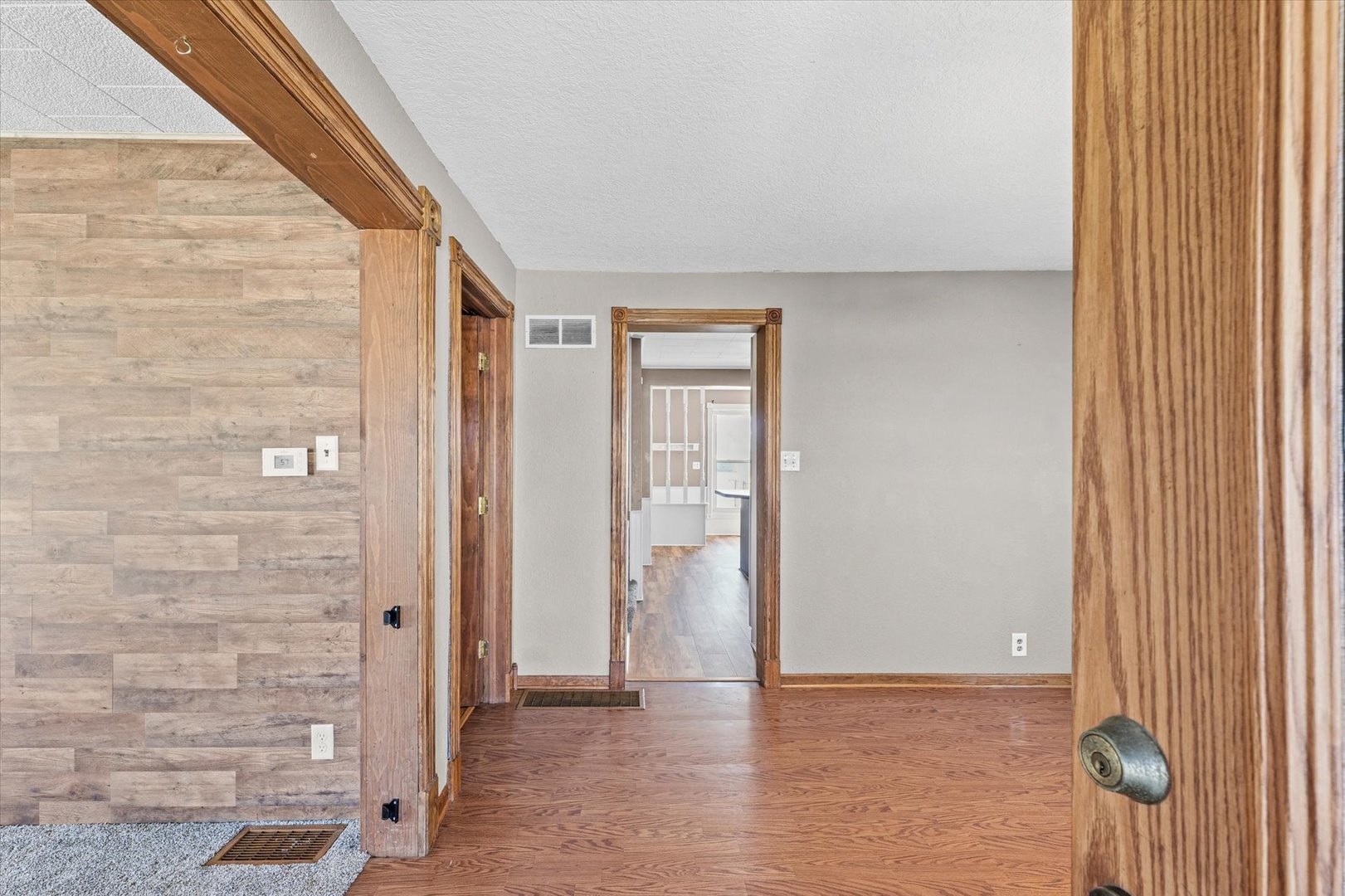 360 East Patton Street Paxton, IL 60957 - Photo 3 of 33