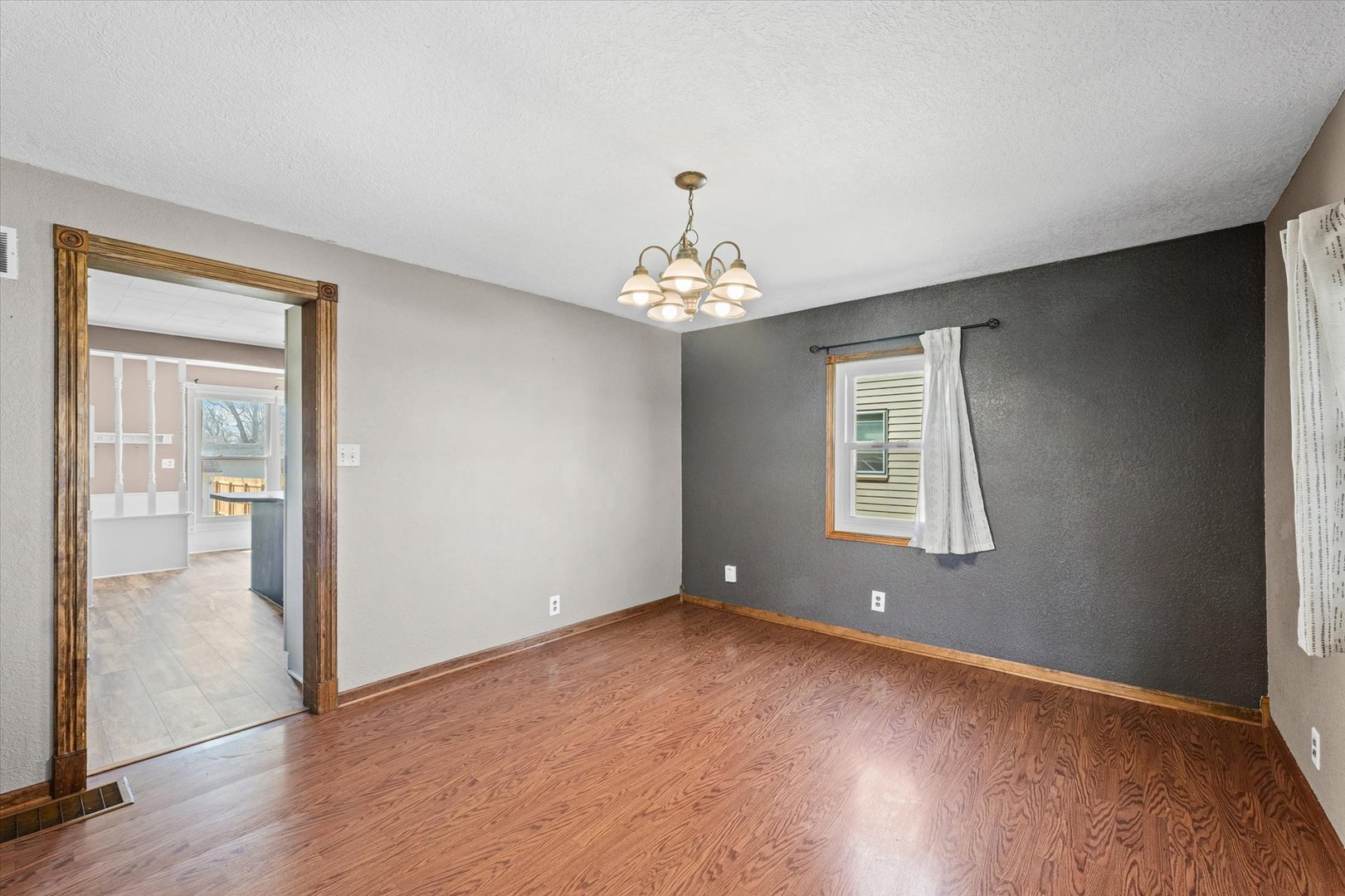 360 East Patton Street Paxton, IL 60957 - Photo 7 of 33