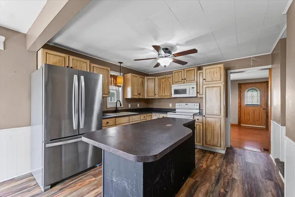 $215,900 | 360 East Patton Street, Paxton, IL 60957