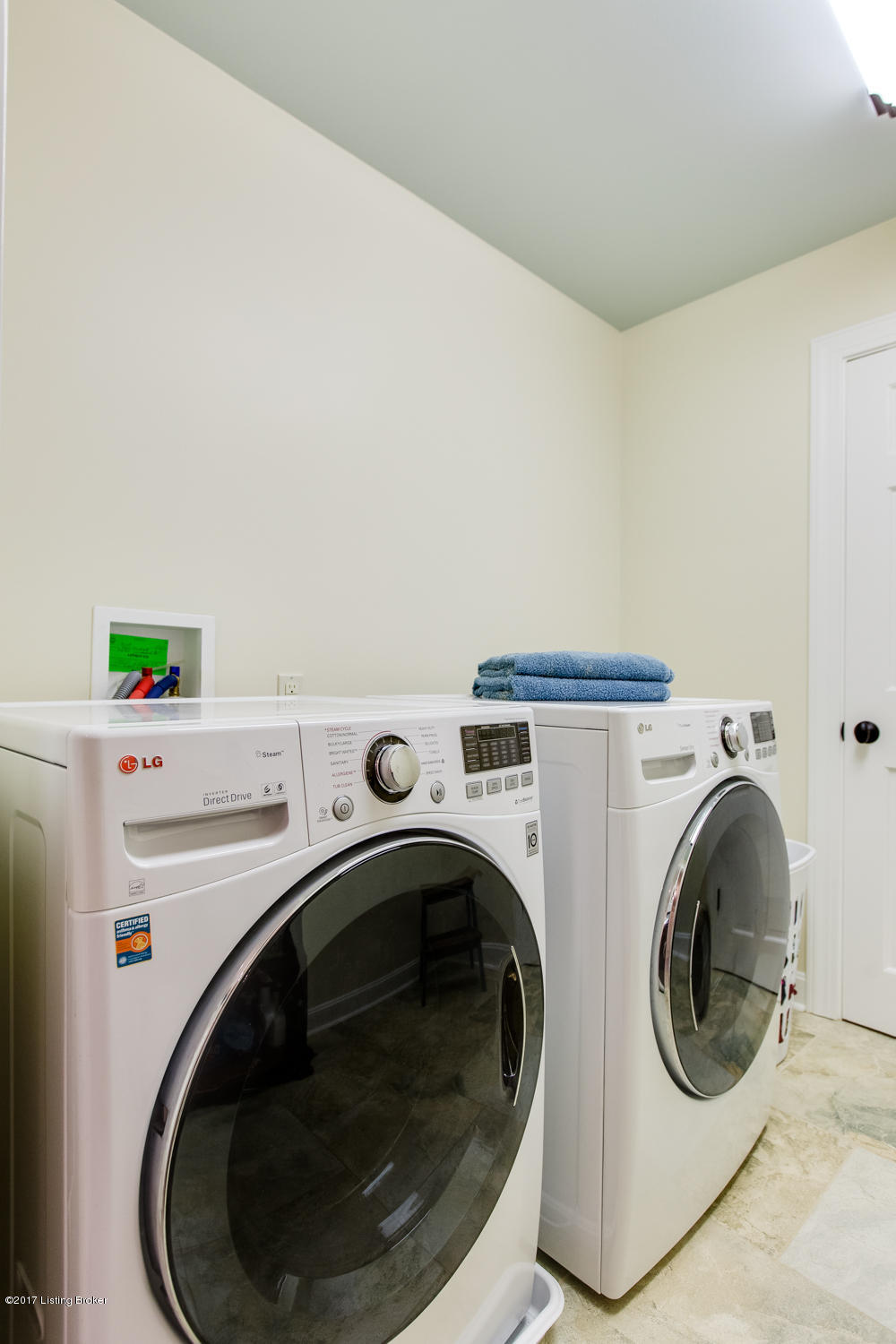 2430 Woodside Road Louisville, KY 40207 - Photo 38 of 54 Laundry Room