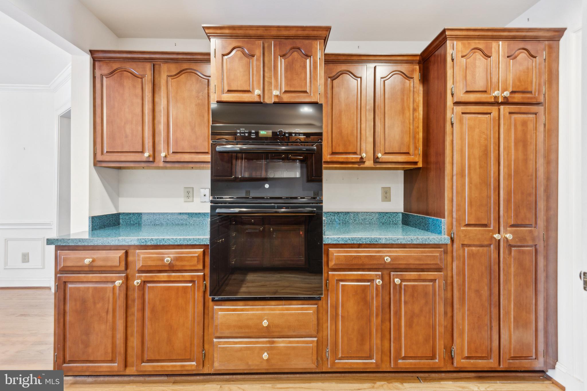 11814 Bishops Content Road Bowie, MD 20721 - Photo 19 of 40 Kitchen with Wall Oven and Microwave