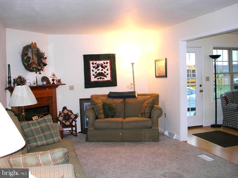 320 Mt Vernon Road Gap, PA 17527 - Photo 2 of 5 Gallery Image 2