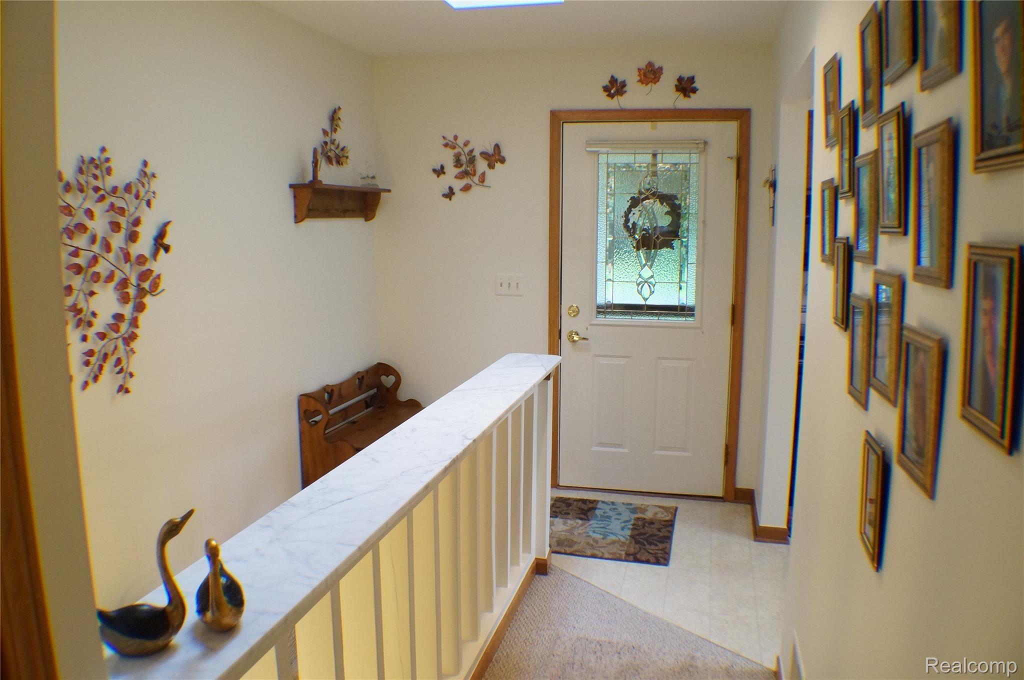 9014 East Lake Road Clarkston, MI 48348 - Photo 13 of 27 DSC02565.JPG
