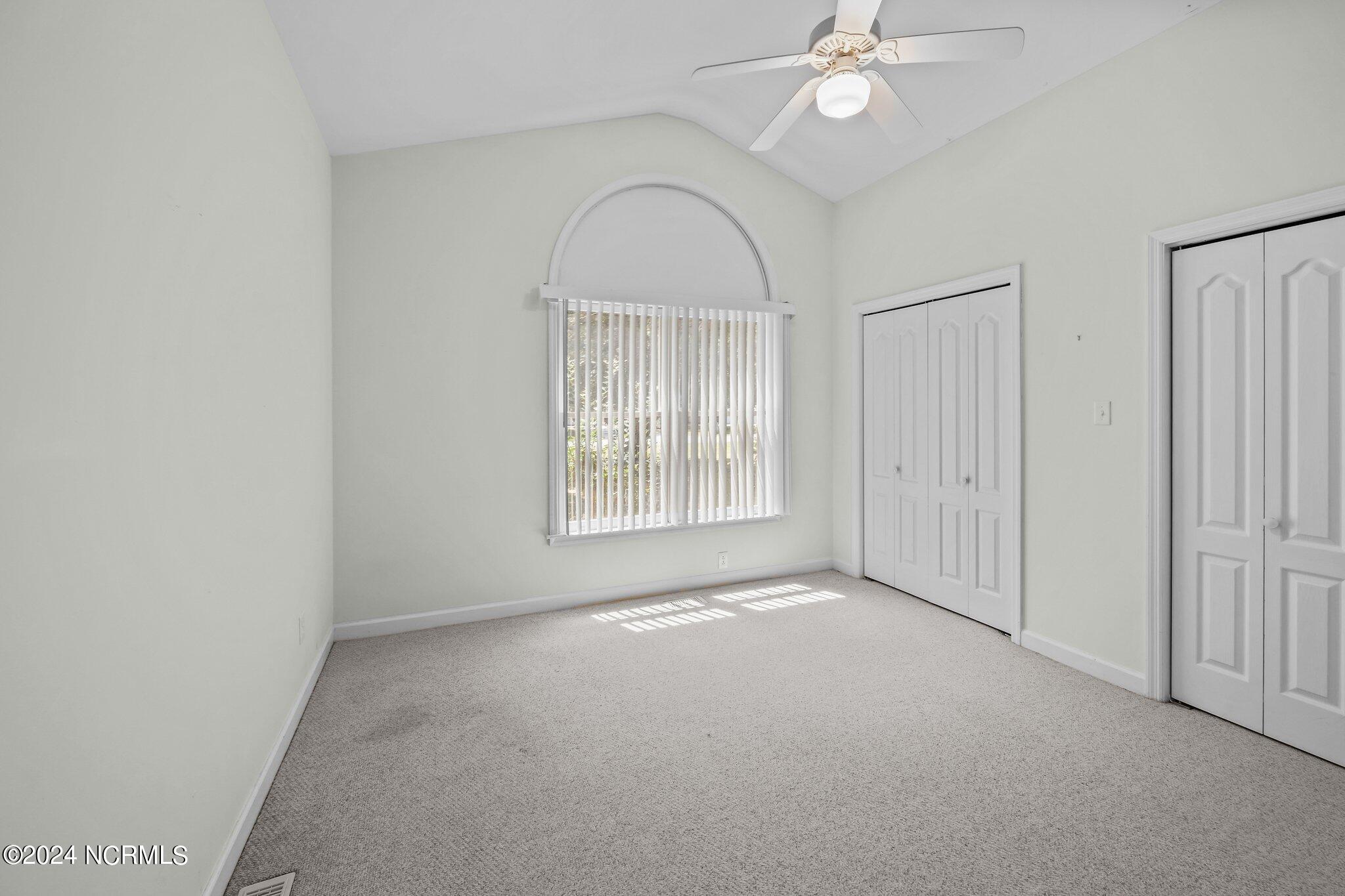 108 Massachusetts Road New Bern, NC 28562 - Photo 22 of 42 Bedroom 2