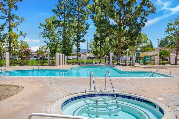$3,800 | 29 Greenbough, Unit 131, Irvine, CA 92614