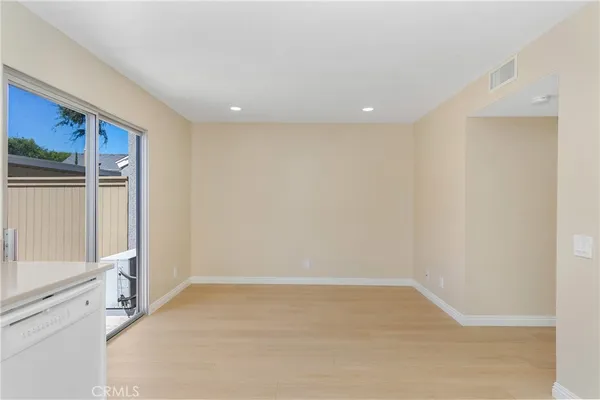 $3,800 | 29 Greenbough, Unit 131, Irvine, CA 92614