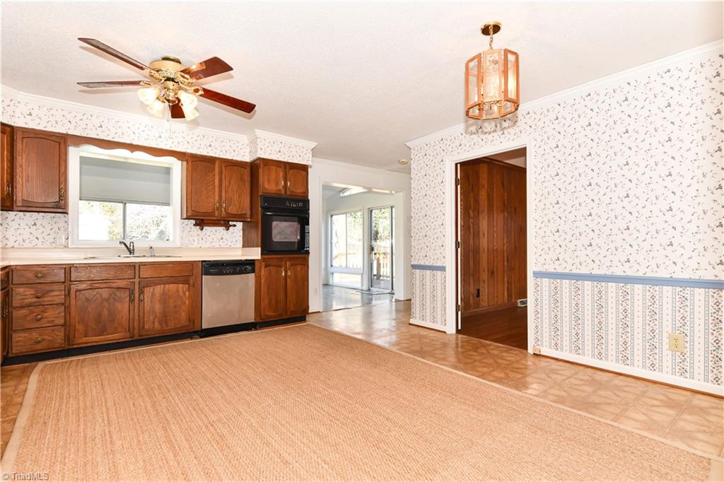 5620 Tower Road Greensboro, NC 27410 - Photo 11 of 30 Gallery Image 11