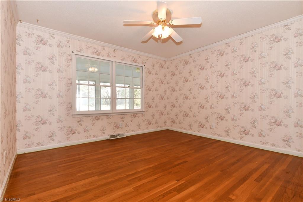 5620 Tower Road Greensboro, NC 27410 - Photo 15 of 30 Gallery Image 15