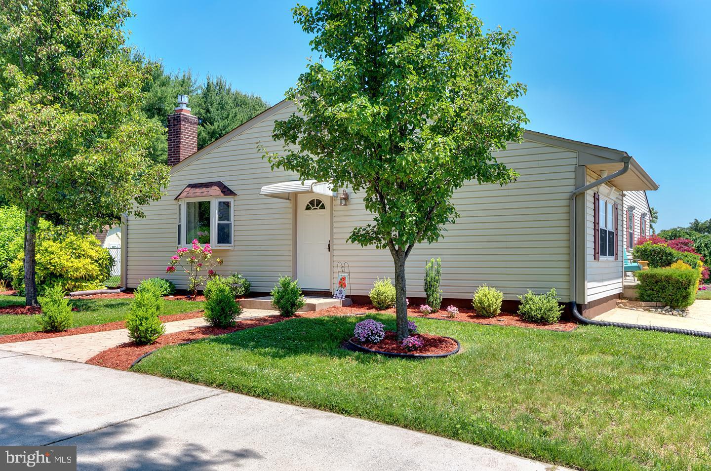 30 Hillcroft Road Berlin, NJ 08009 - Photo 3 of 32 Gallery Image 3