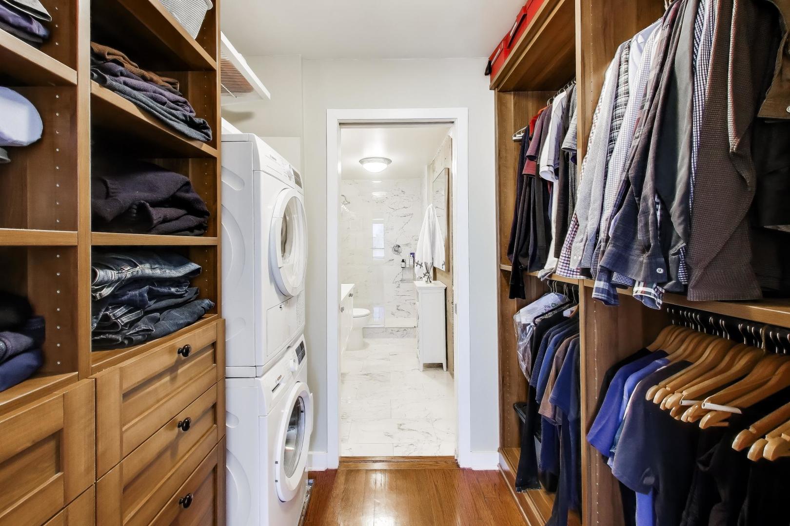 201 East Chestnut Street, Unit 22B Chicago, IL 60611 - Photo 23 of 40