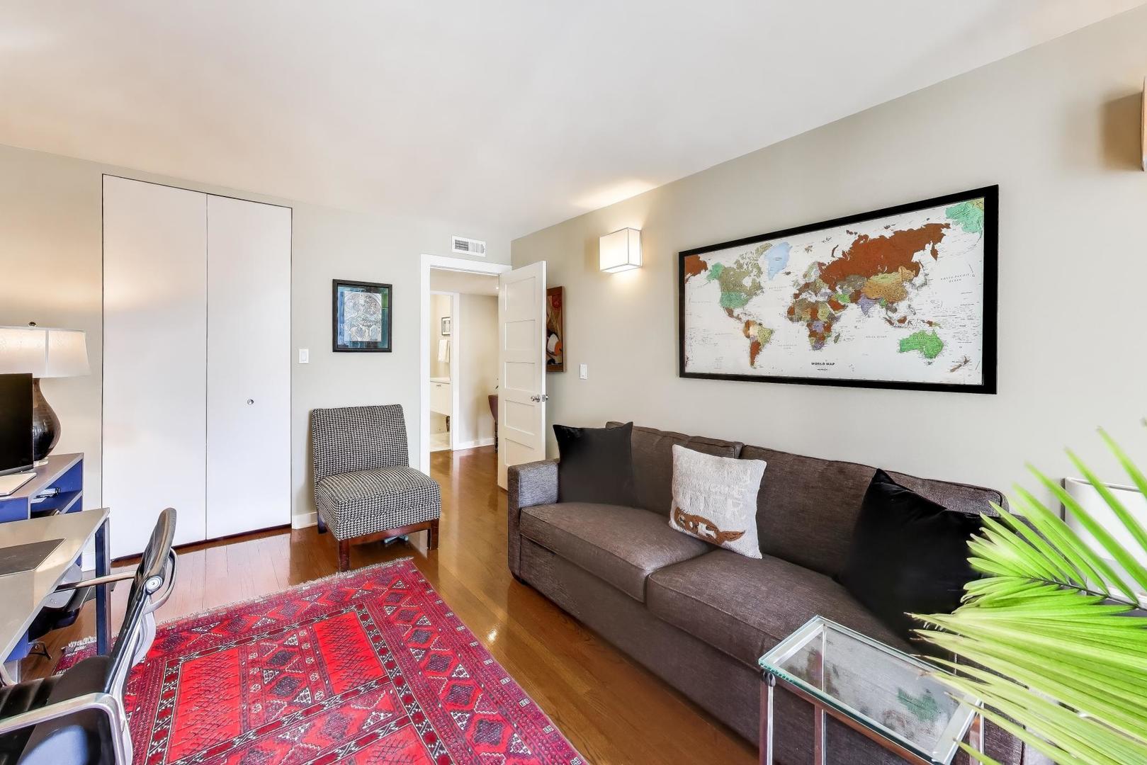 201 East Chestnut Street, Unit 22B Chicago, IL 60611 - Photo 29 of 40