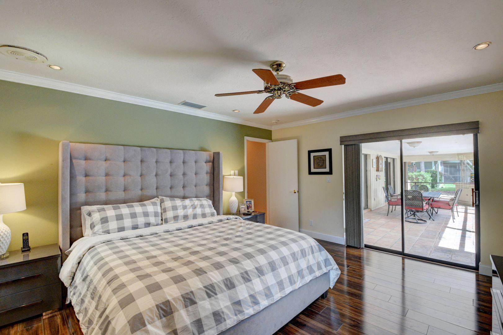 1272 Northwest 14th Street Boca Raton, FL 33486 - Photo 13 of 25 27_dsc_7975_6_7_8_9