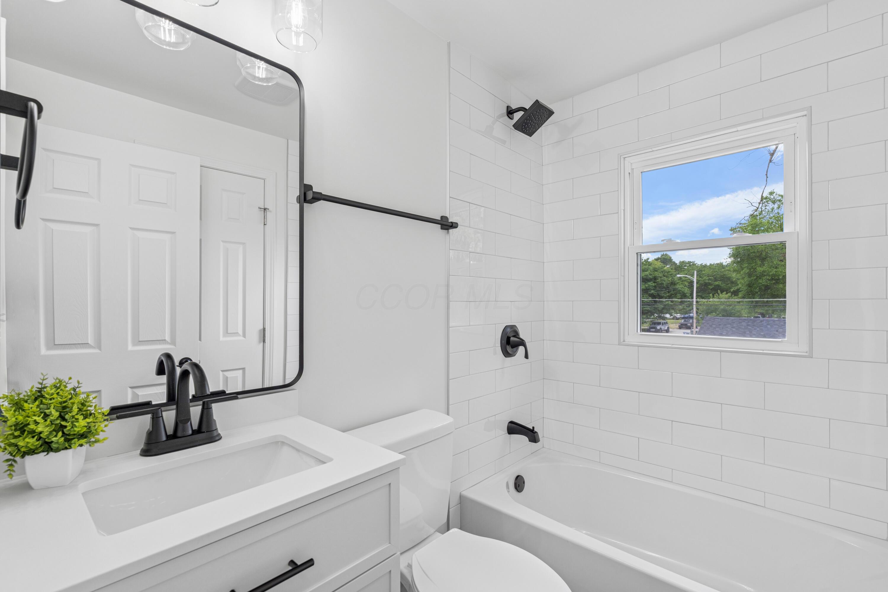 1789 Marston Road Columbus, OH 43219 - Photo 17 of 18 dsc05825